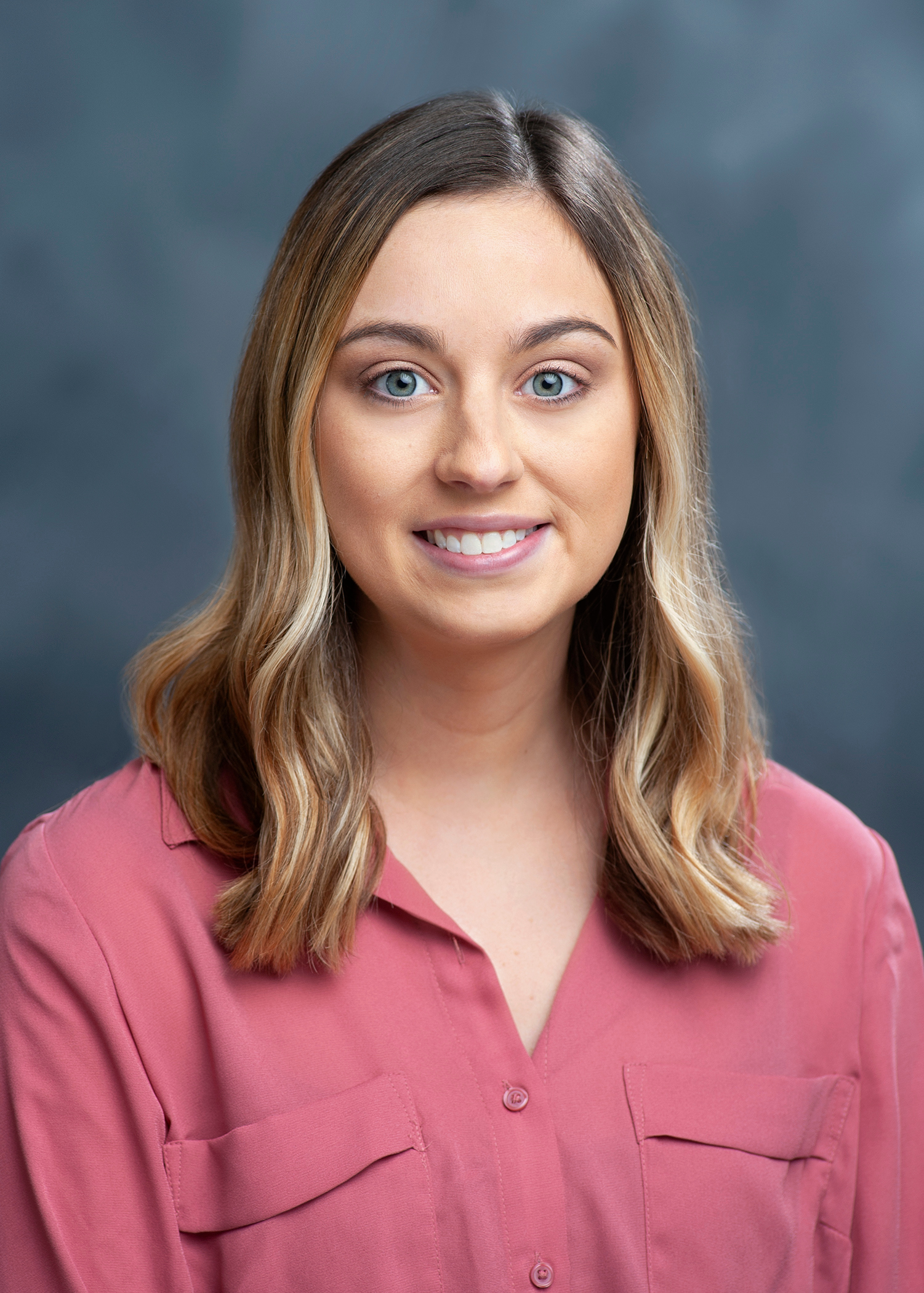 Haylee Crouch Headshot Photo
